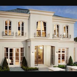 Meet your Posher, Monica